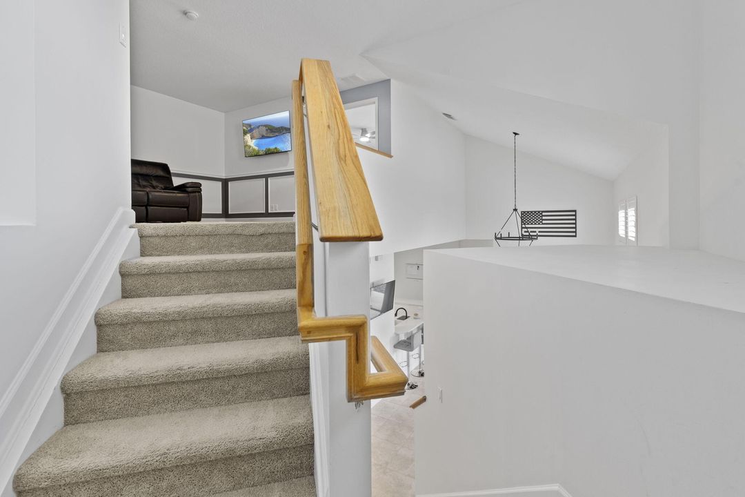 На продажу: $339,000 (3 спален, 2 ванн, 2028 Квадратных фут)