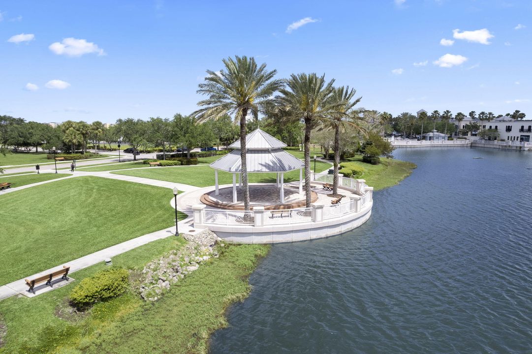 На продажу: $339,000 (3 спален, 2 ванн, 2028 Квадратных фут)