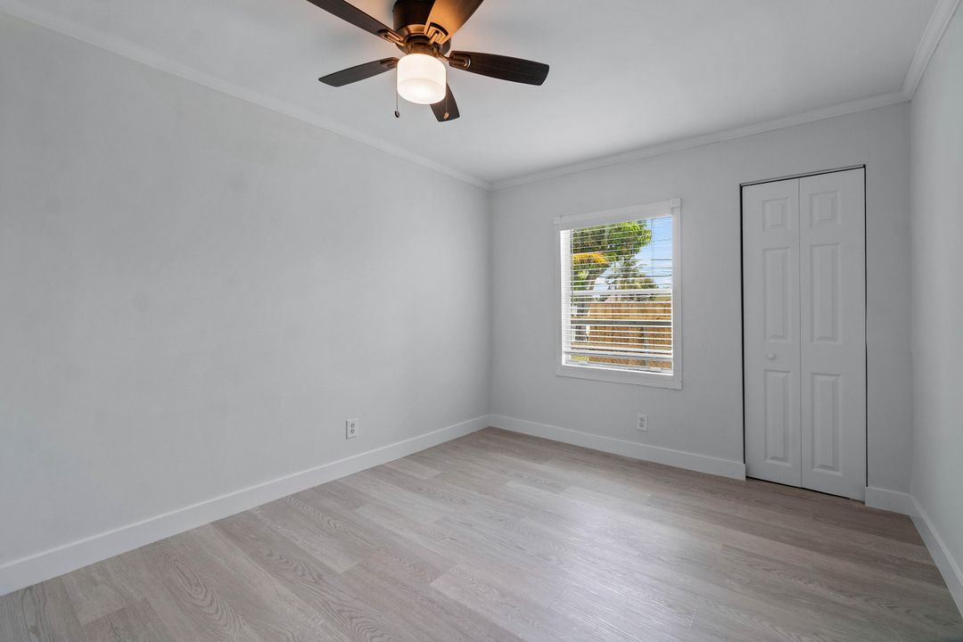 待售: $340,000 (2 贝兹, 1 浴室, 736 平方英尺)