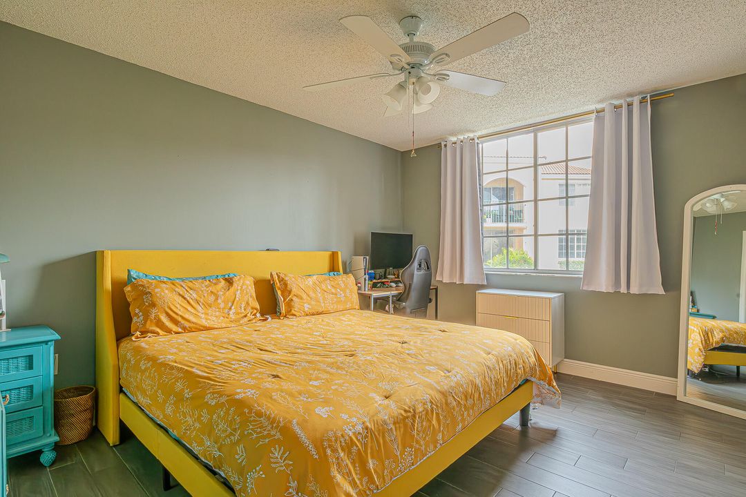 待售: $185,000 (1 贝兹, 1 浴室, 688 平方英尺)