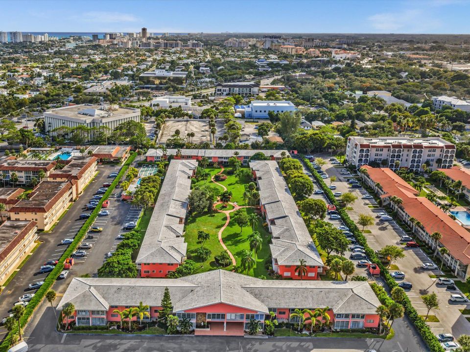 Active With Contract: $90,000 (1 beds, 1 baths, 727 Square Feet)