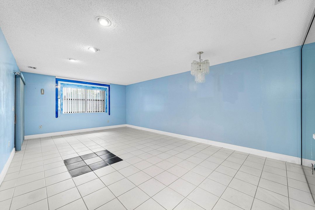 En Venta: $179,900 (2 camas, 2 baños, 1234 Pies cuadrados)