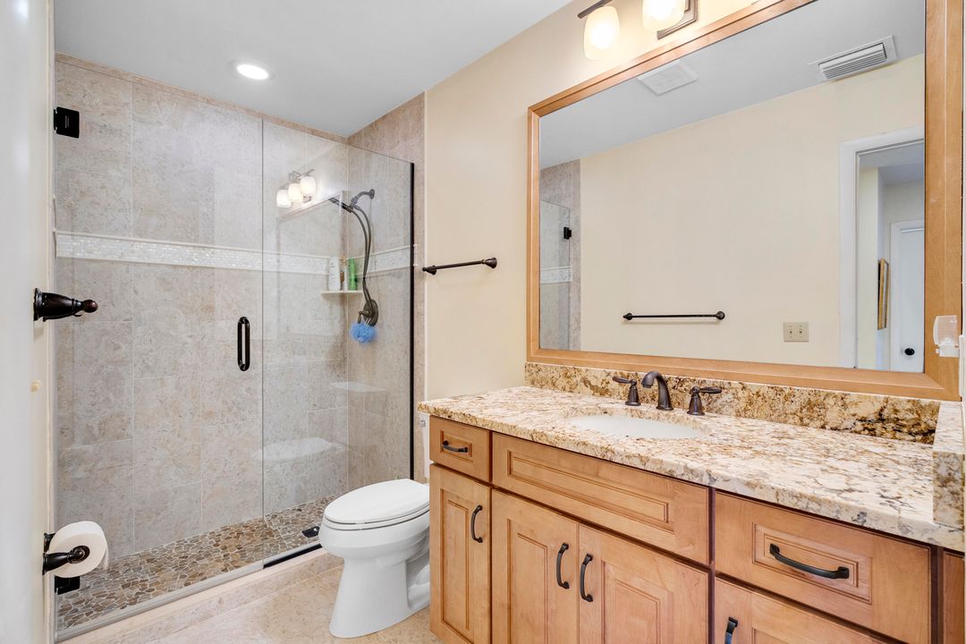 Activo con contrato: $375,000 (3 camas, 2 baños, 1625 Pies cuadrados)