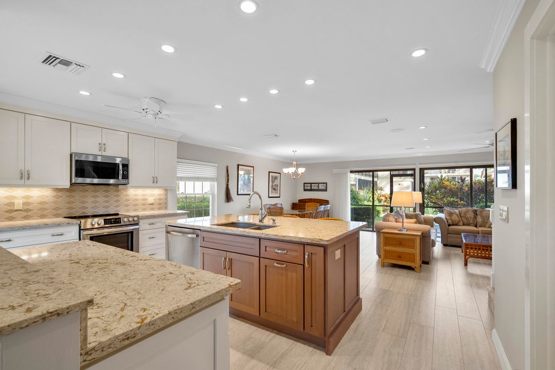 Activo con contrato: $375,000 (3 camas, 2 baños, 1625 Pies cuadrados)