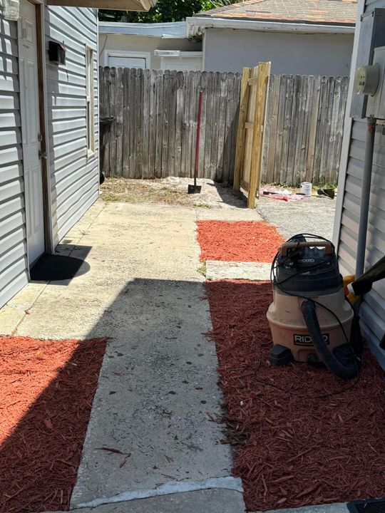 В аренду: $2,295 (2 спален, 1 ванн, 561 Квадратных фут)