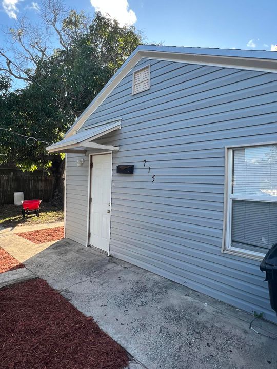 В аренду: $2,295 (2 спален, 1 ванн, 561 Квадратных фут)