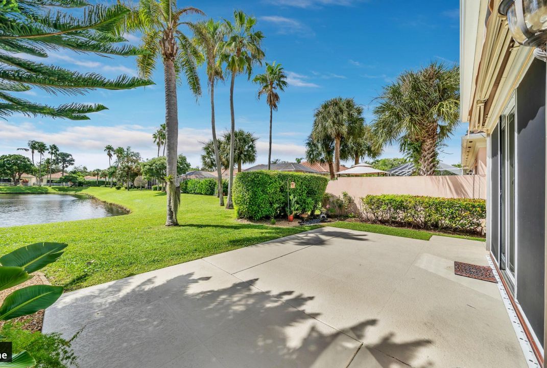 Activo con contrato: $4,300 (3 camas, 2 baños, 1711 Pies cuadrados)