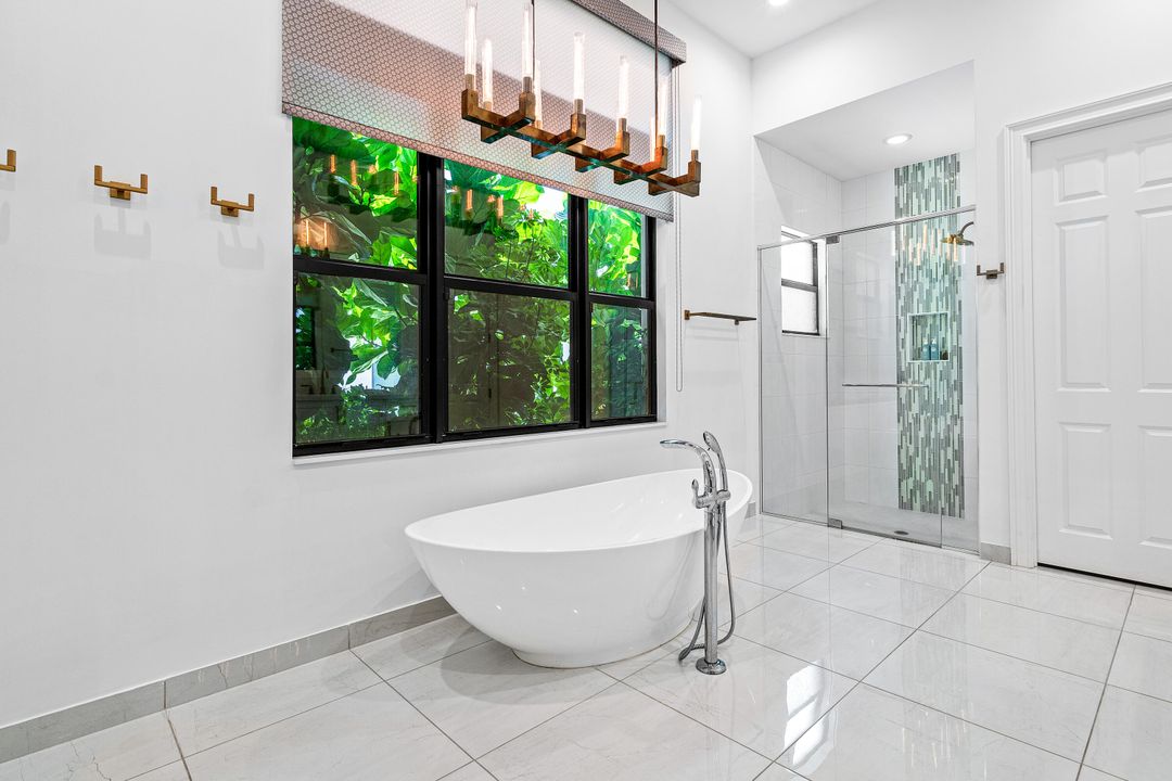 For Sale: $3,199,000 (3 beds, 4 baths, 3969 Square Feet)