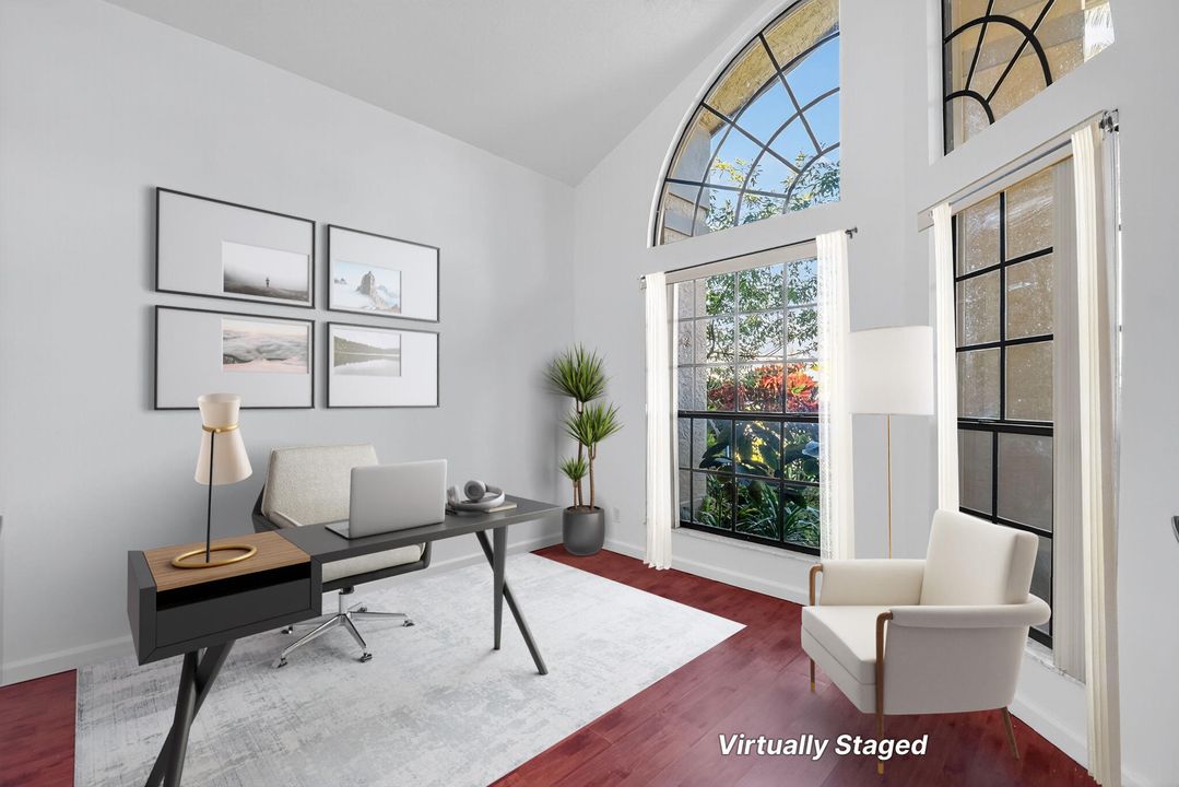 合同活跃: $599,900 (3 贝兹, 2 浴室, 2037 平方英尺)