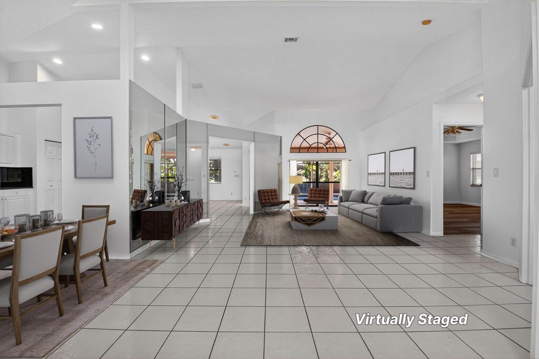 合同活跃: $599,900 (3 贝兹, 2 浴室, 2037 平方英尺)