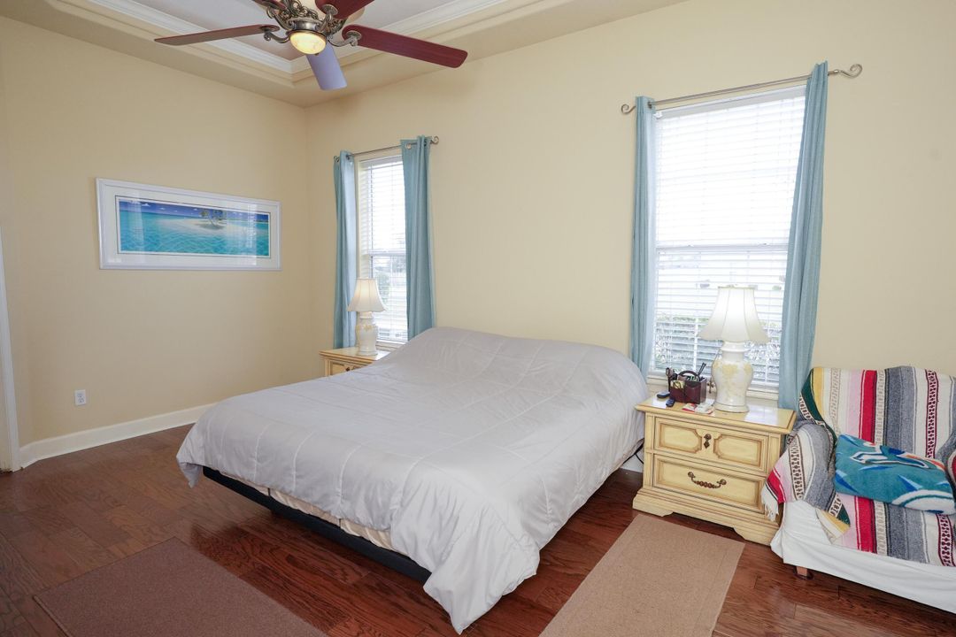 For Sale: $800,000 (3 beds, 3 baths, 2763 Square Feet)