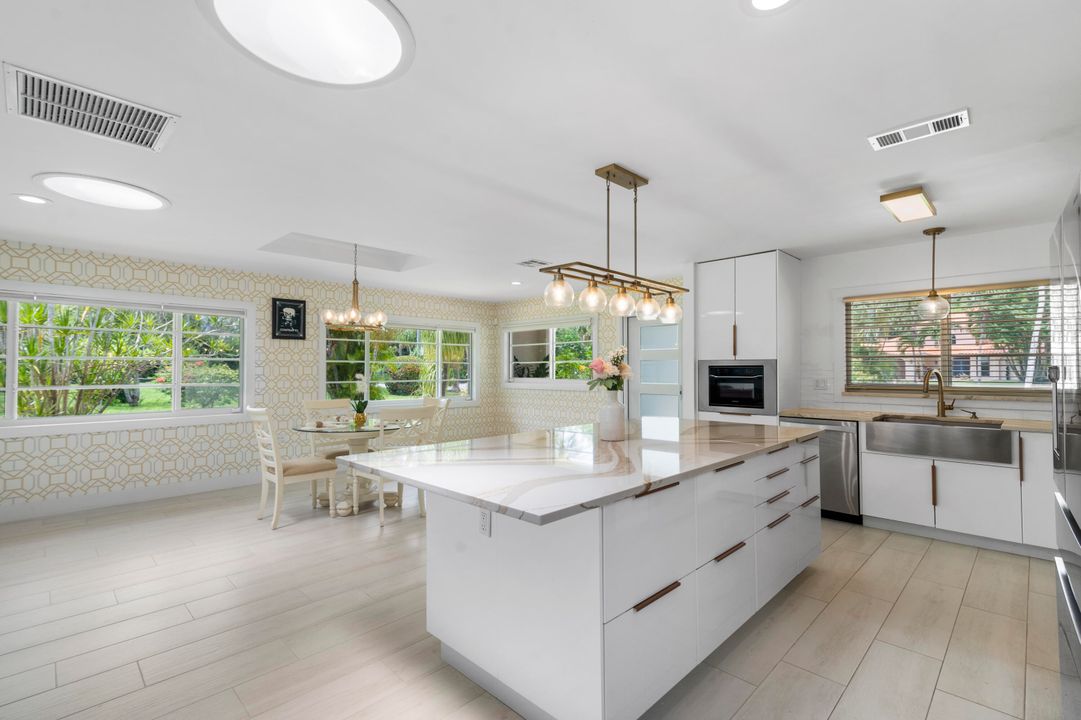 For Rent: $5,000 (3 beds, 2 baths, 2067 Square Feet)