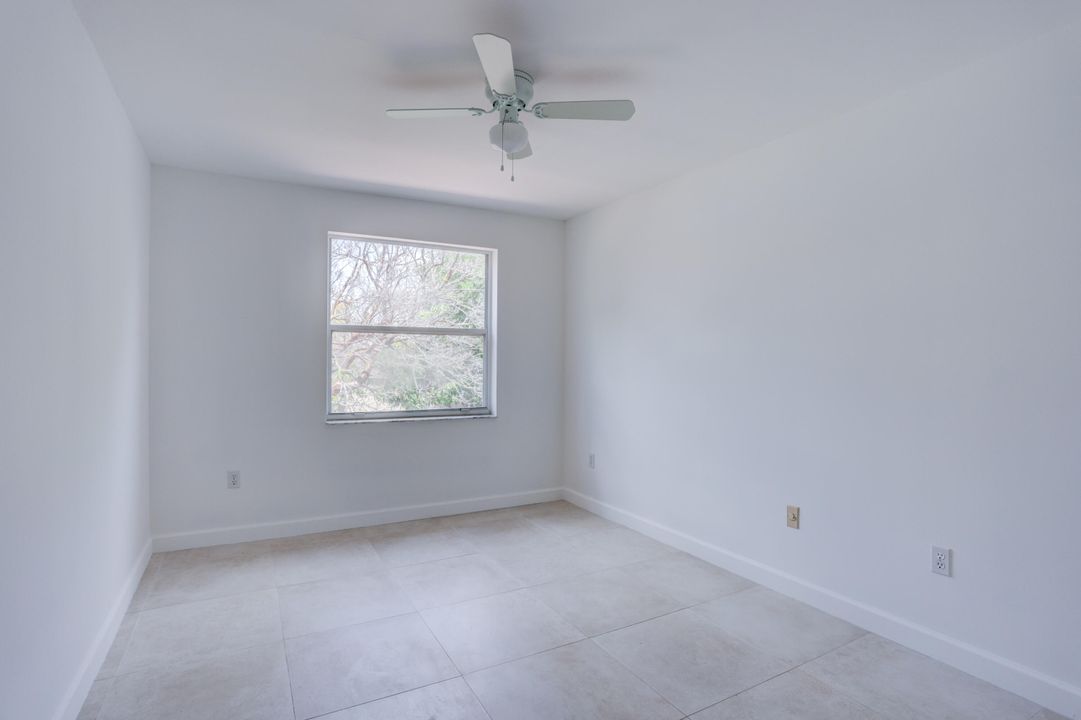 В аренду: $3,950 (4 спален, 2 ванн, 1982 Квадратных фут)