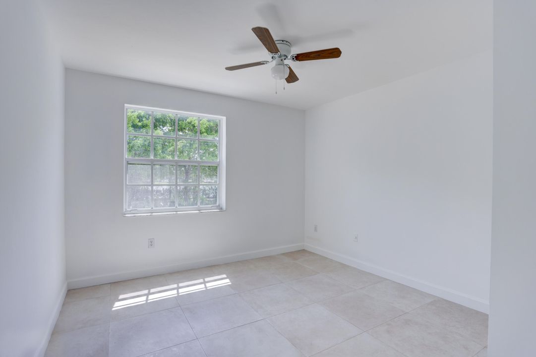 В аренду: $3,950 (4 спален, 2 ванн, 1982 Квадратных фут)