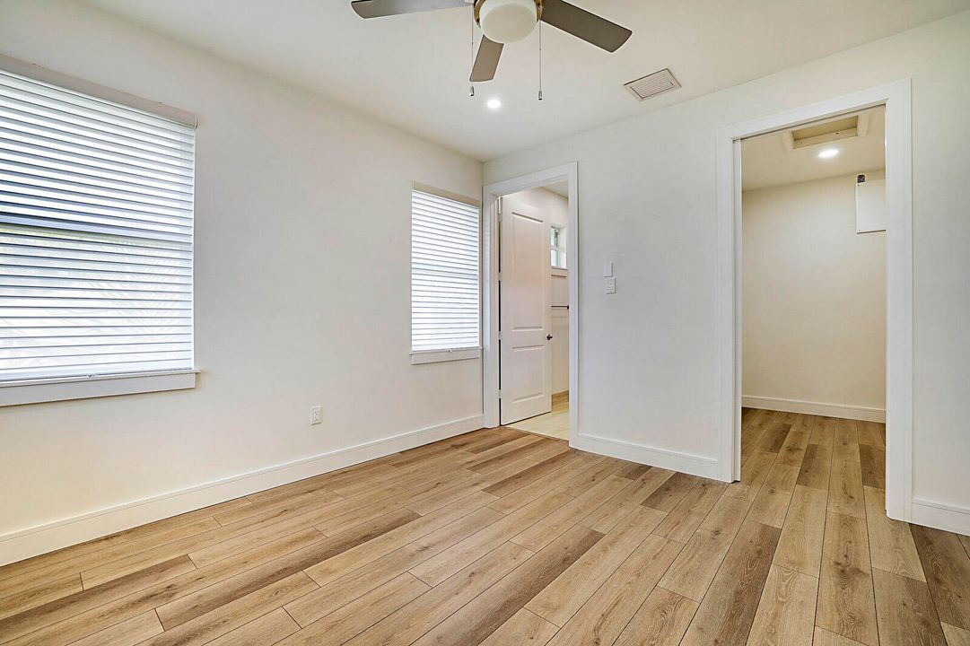 待售: $1,325,000 (3 贝兹, 3 浴室, 2005 平方英尺)