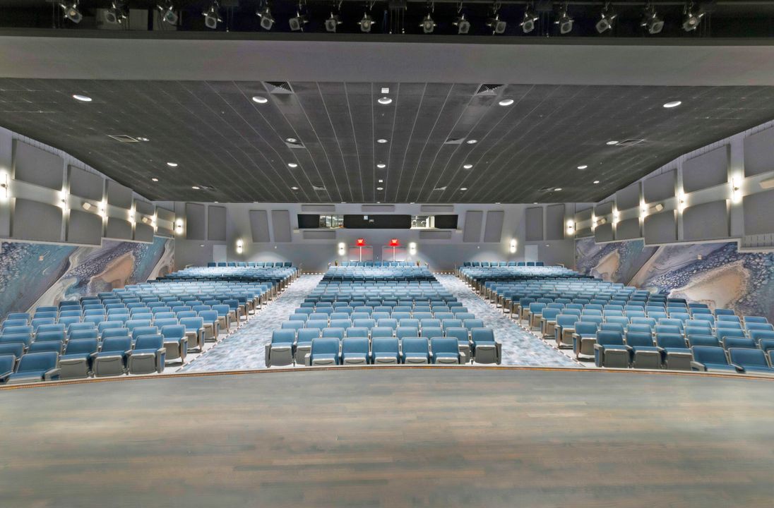 Active With Contract: $300,000 (2 beds, 2 baths, 1632 Square Feet)