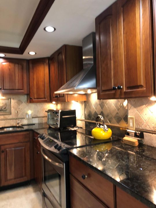 出租: $7,000 (2 贝兹, 2 浴室, 1694 平方英尺)