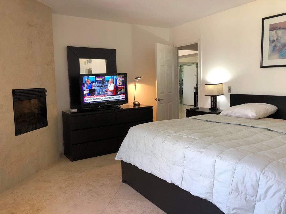 出租: $7,000 (2 贝兹, 2 浴室, 1694 平方英尺)