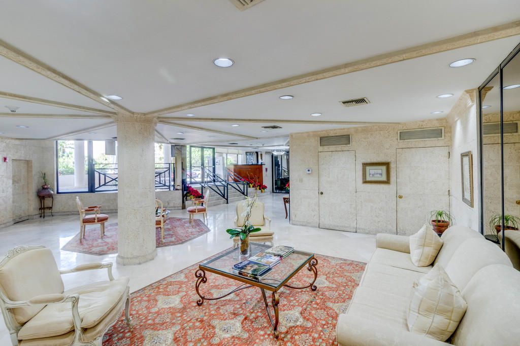 出租: $7,000 (2 贝兹, 2 浴室, 1694 平方英尺)