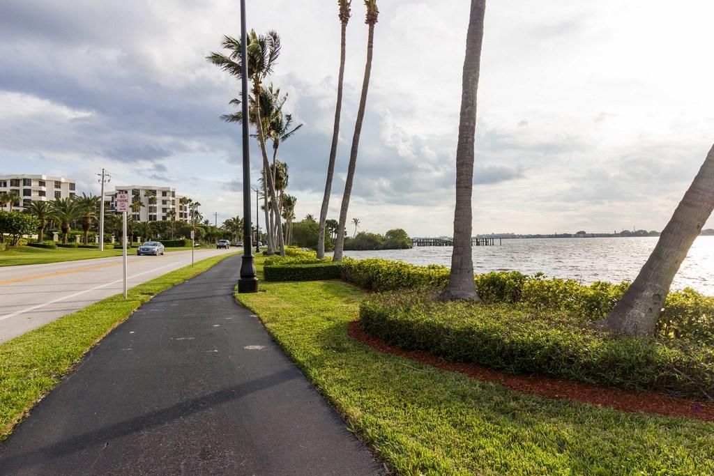 出租: $7,000 (2 贝兹, 2 浴室, 1694 平方英尺)