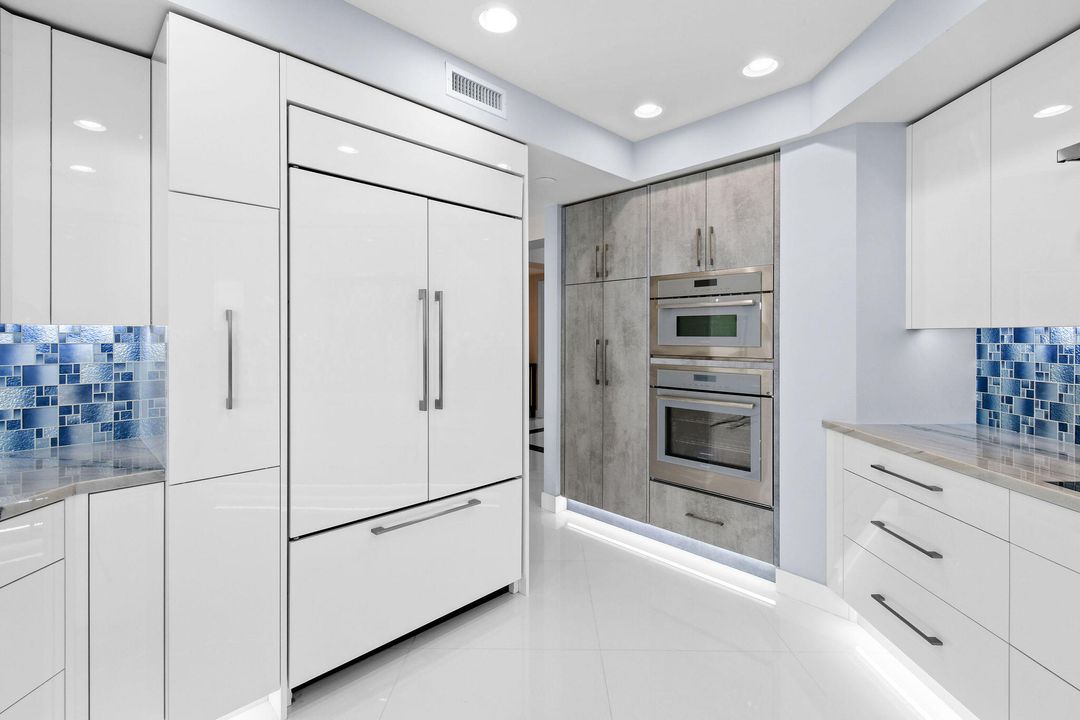 На продажу: $1,195,000 (3 спален, 3 ванн, 2388 Квадратных фут)