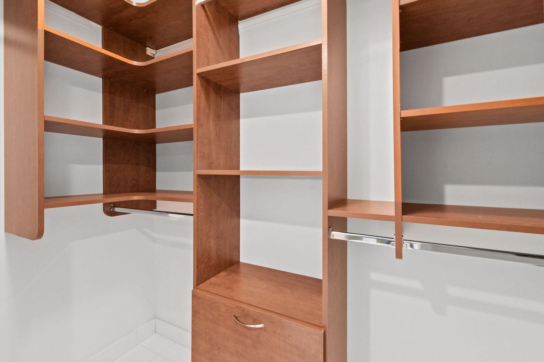 На продажу: $1,195,000 (3 спален, 3 ванн, 2388 Квадратных фут)