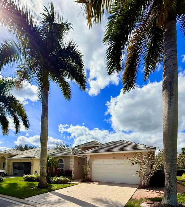 На продажу: $845,000 (4 спален, 2 ванн, 2110 Квадратных фут)