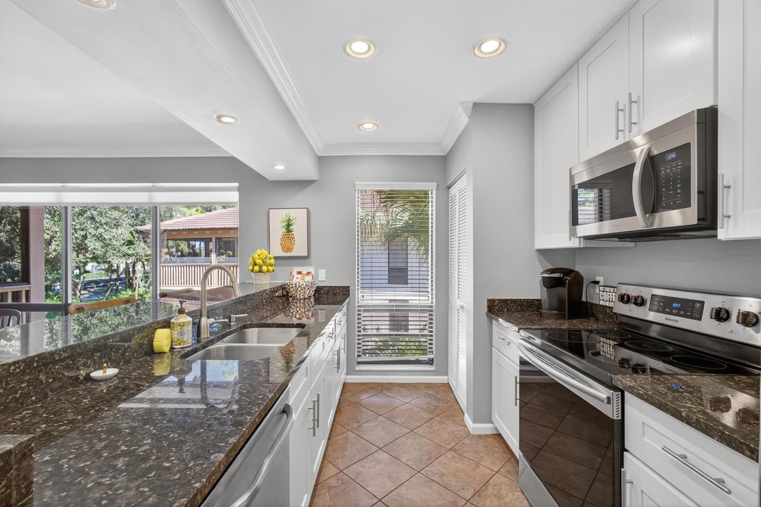 For Rent: $7,000 (2 beds, 2 baths, 1366 Square Feet)