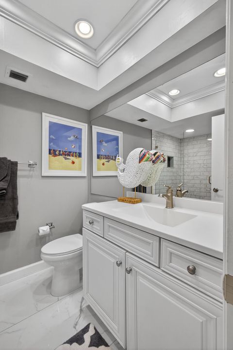 For Rent: $7,000 (2 beds, 2 baths, 1366 Square Feet)