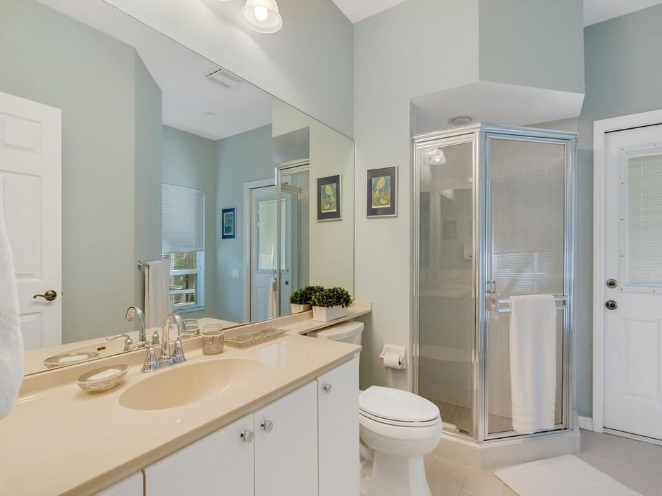 For Sale: $1,399,000 (4 beds, 3 baths, 2843 Square Feet)