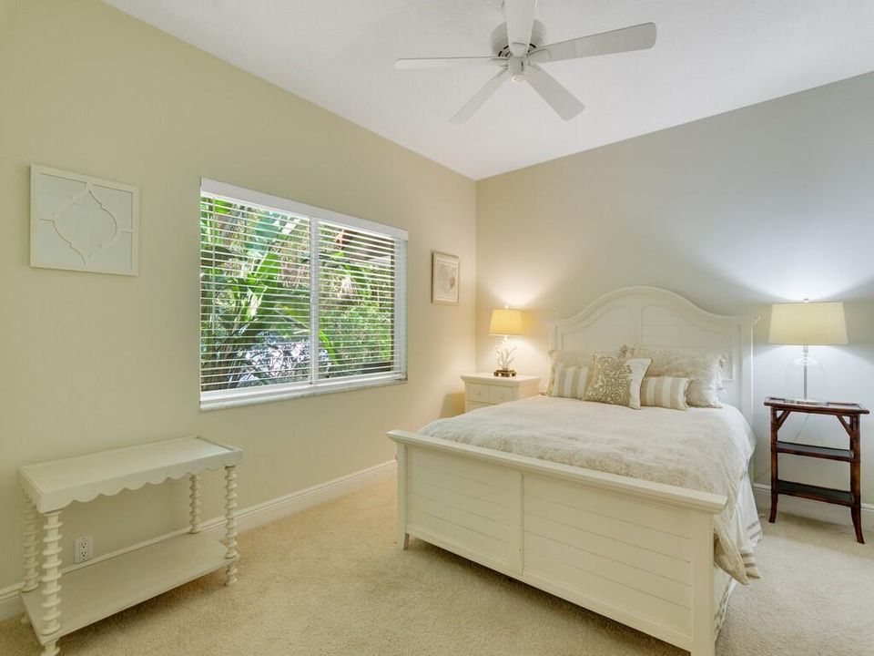 For Sale: $1,399,000 (4 beds, 3 baths, 2843 Square Feet)