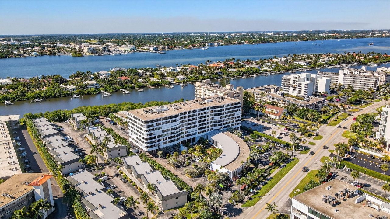 待售: $209,000 (1 贝兹, 1 浴室, 1016 平方英尺)