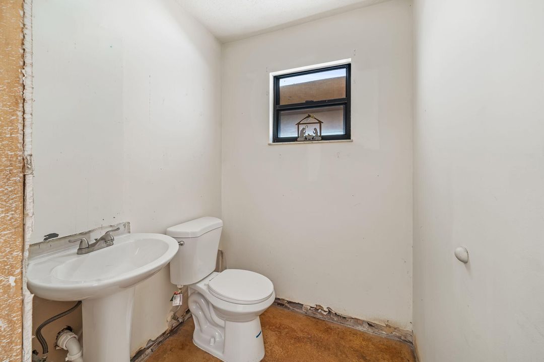 待售: $435,000 (3 贝兹, 2 浴室, 2113 平方英尺)