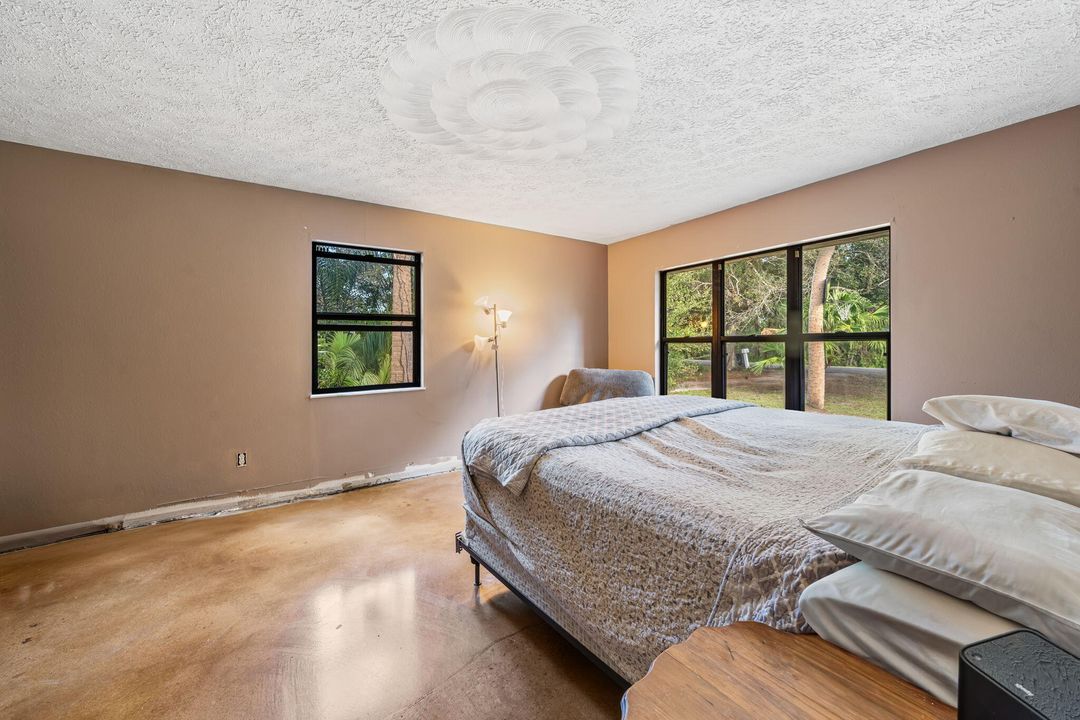 待售: $435,000 (3 贝兹, 2 浴室, 2113 平方英尺)