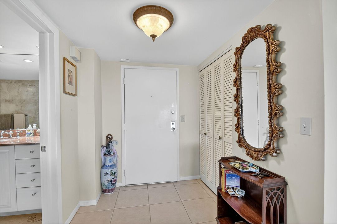 На продажу: $419,000 (2 спален, 2 ванн, 1498 Квадратных фут)