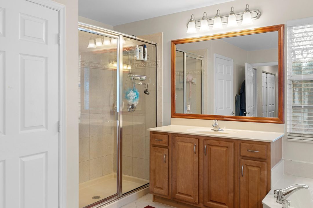 出租: $4,750 (5 贝兹, 3 浴室, 2941 平方英尺)