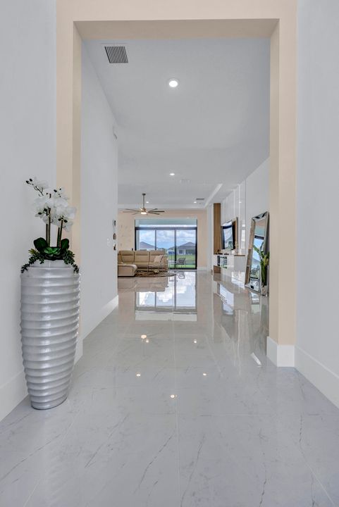 For Rent: $4,000 (3 beds, 3 baths, 2771 Square Feet)