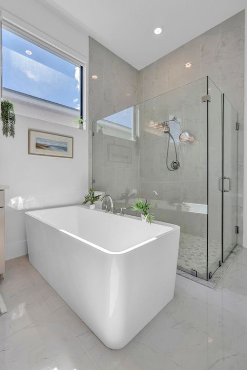 For Rent: $4,000 (3 beds, 3 baths, 2771 Square Feet)