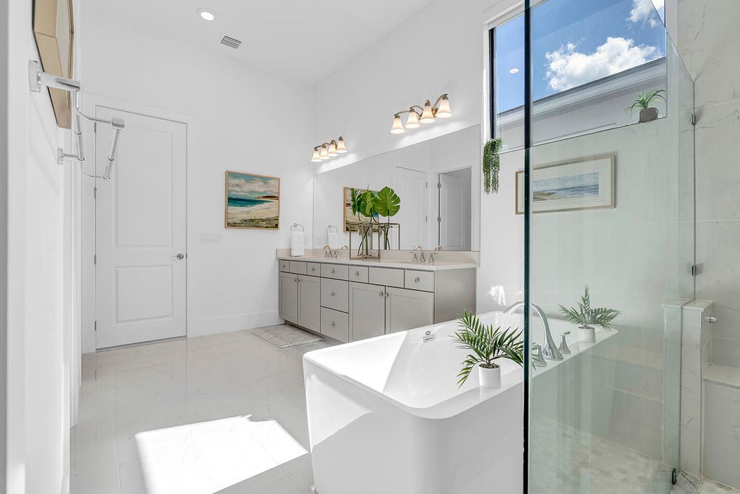 For Rent: $4,000 (3 beds, 3 baths, 2771 Square Feet)