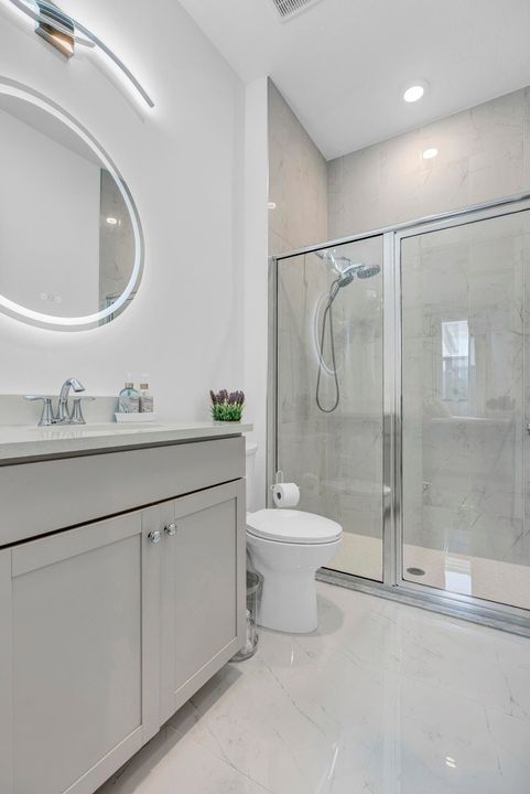 For Rent: $4,000 (3 beds, 3 baths, 2771 Square Feet)