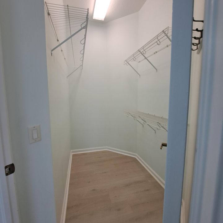 En Venta: $649,000 (2 camas, 2 baños, 1330 Pies cuadrados)