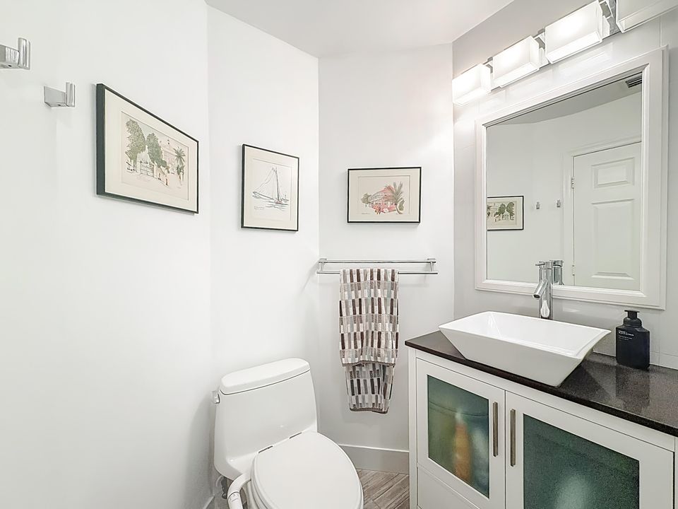 For Rent: $4,400 (3 beds, 3 baths, 2410 Square Feet)