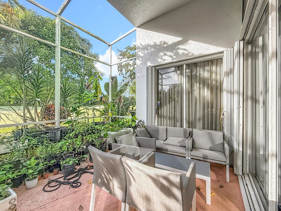 For Rent: $4,400 (3 beds, 3 baths, 2410 Square Feet)