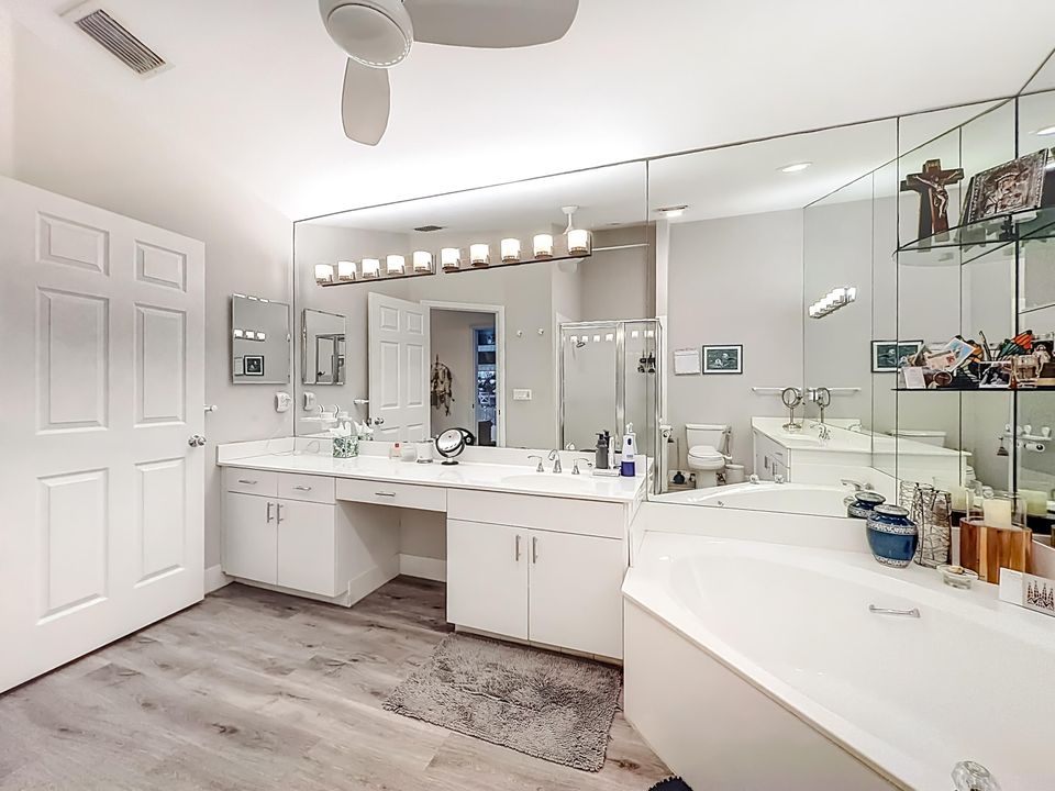 For Rent: $4,400 (3 beds, 3 baths, 2410 Square Feet)