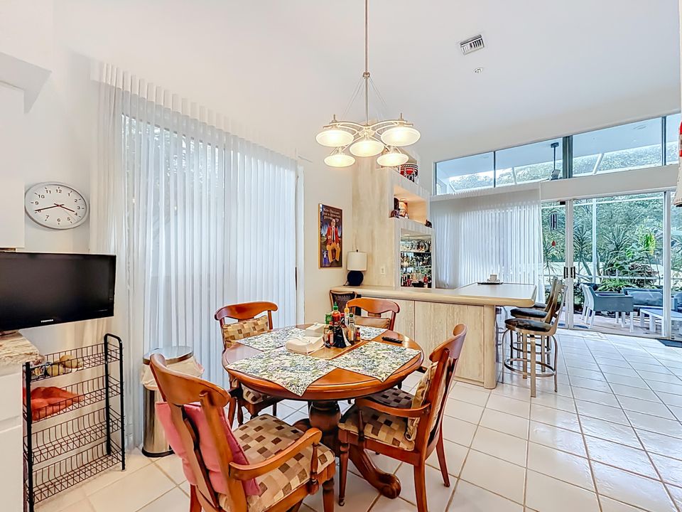 For Rent: $4,400 (3 beds, 3 baths, 2410 Square Feet)