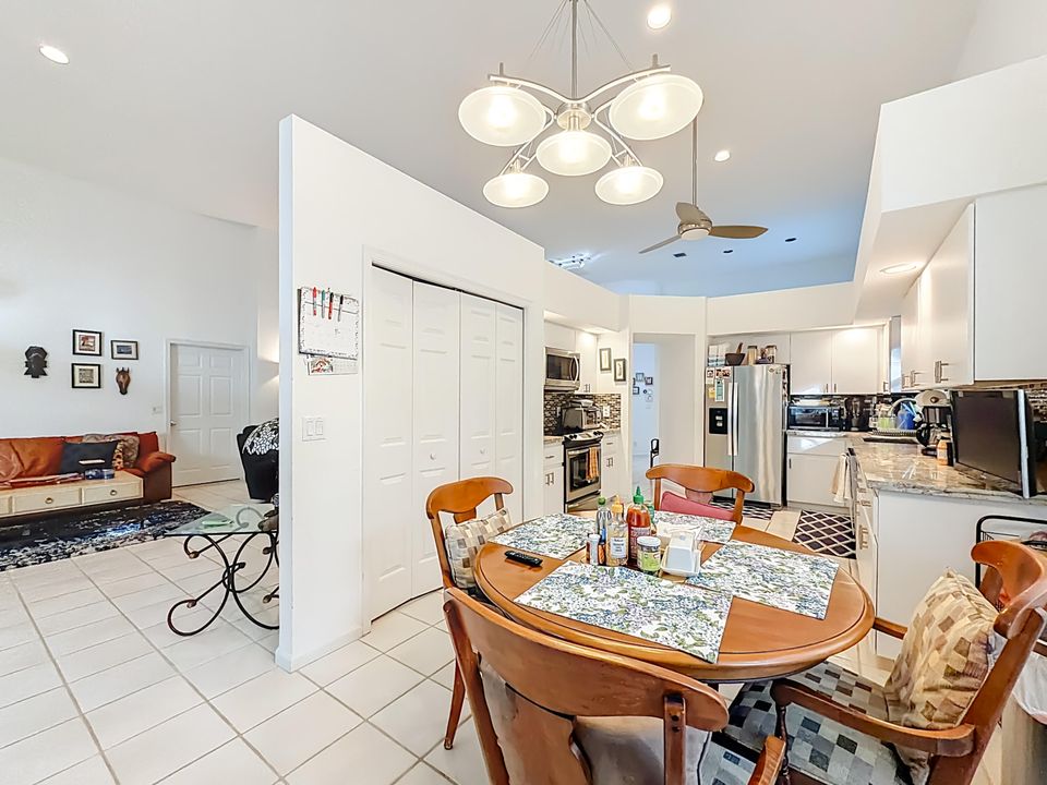 For Rent: $4,400 (3 beds, 3 baths, 2410 Square Feet)