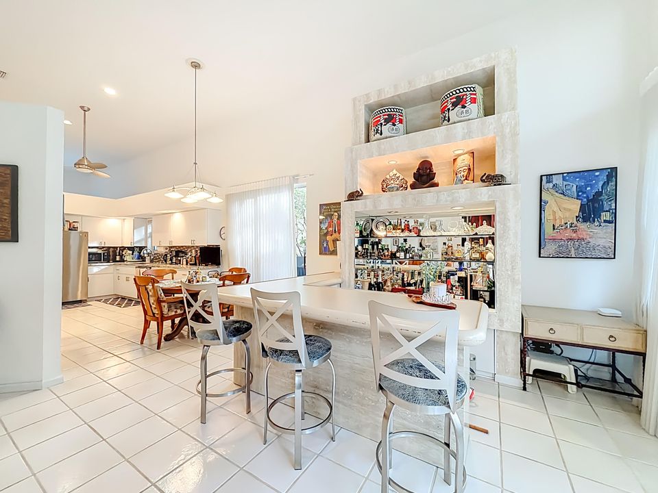 For Rent: $4,400 (3 beds, 3 baths, 2410 Square Feet)