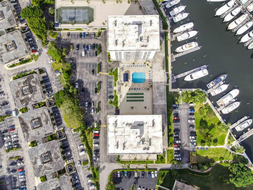 En Venta: $349,000 (2 camas, 2 baños, 1162 Pies cuadrados)