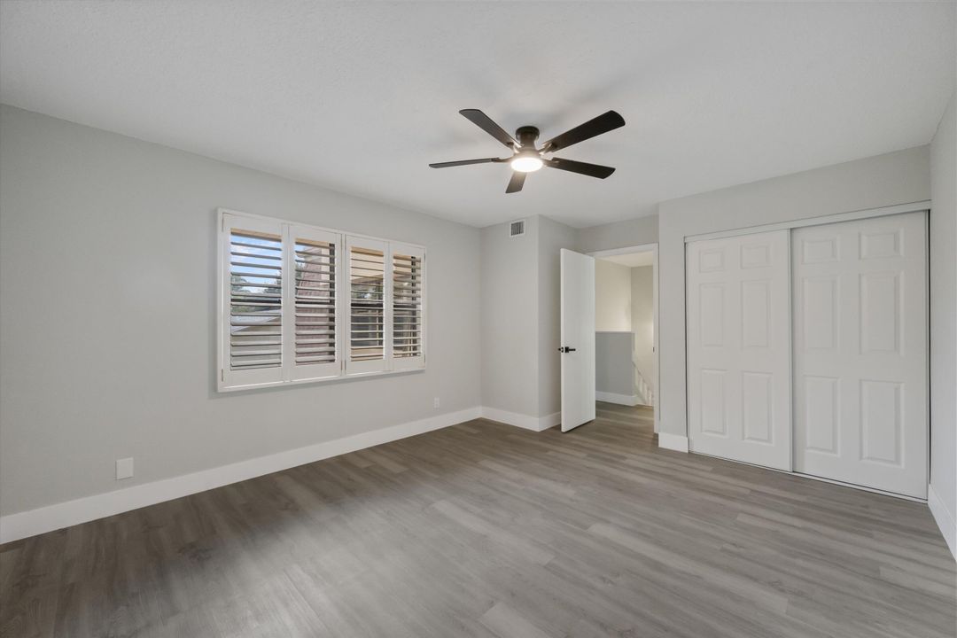 For Sale: $317,000 (2 beds, 2 baths, 1384 Square Feet)