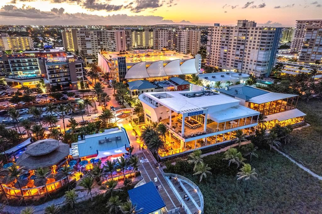 For Sale: $399,900 (2 beds, 2 baths, 920 Square Feet)